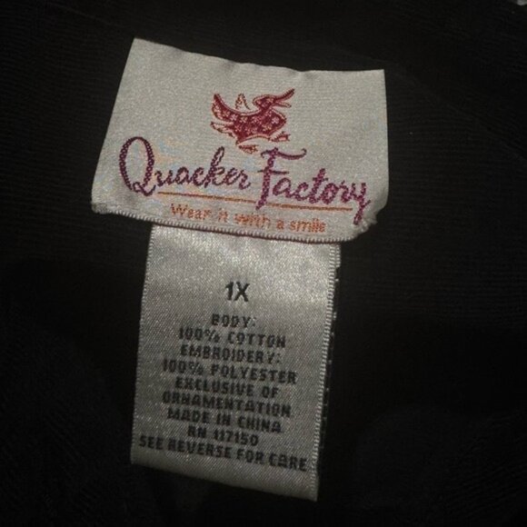 Quacker Factory Black Corduroy Holiday Shirt – Poinsettia & Holly Embroidered 1X - Picture 4 of 8